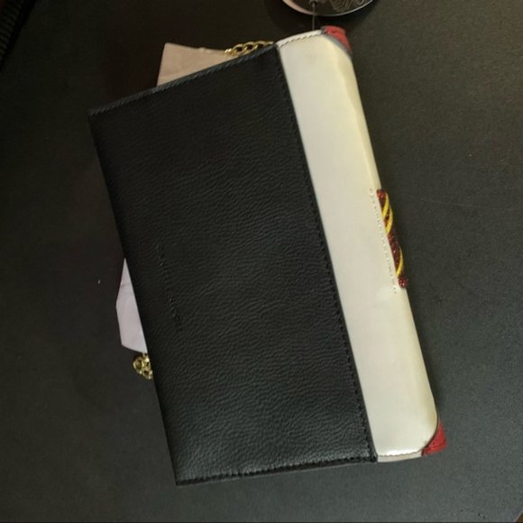 Harry Potter Women’s Black Red Gryffindor Logo Chain Bag Brand New - Picture 7 of 8